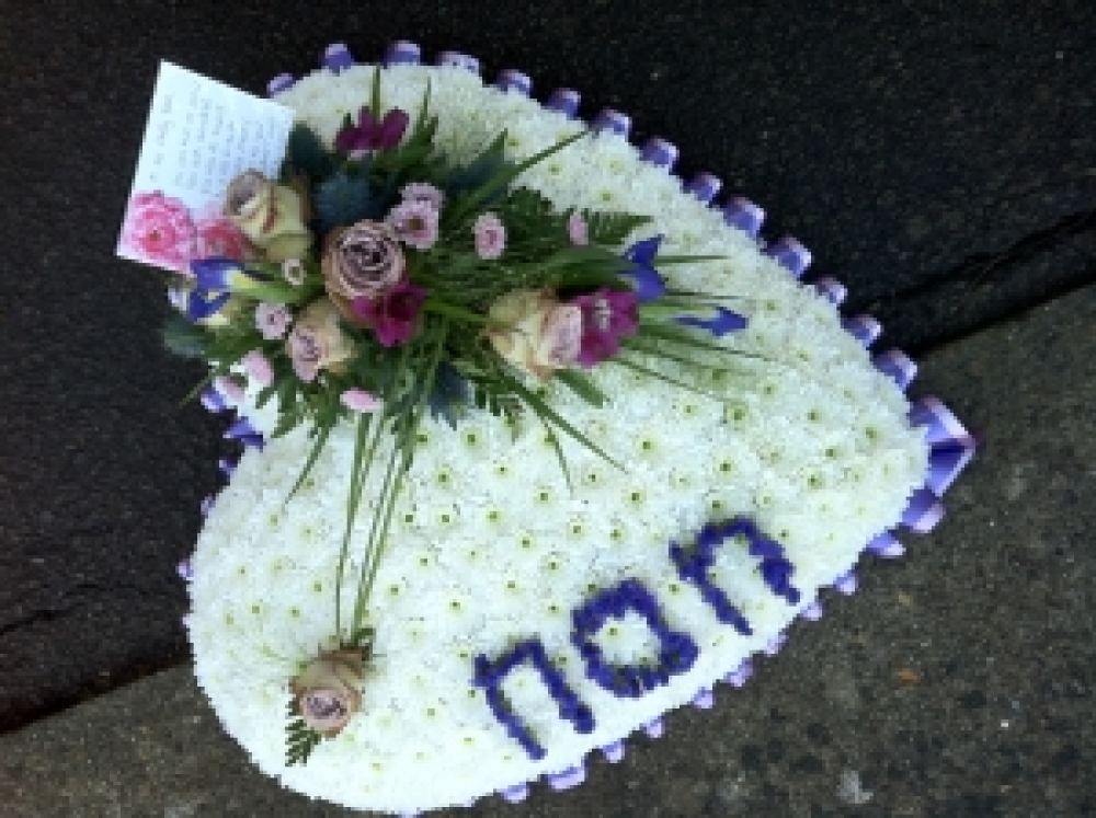 funeral heart tribute